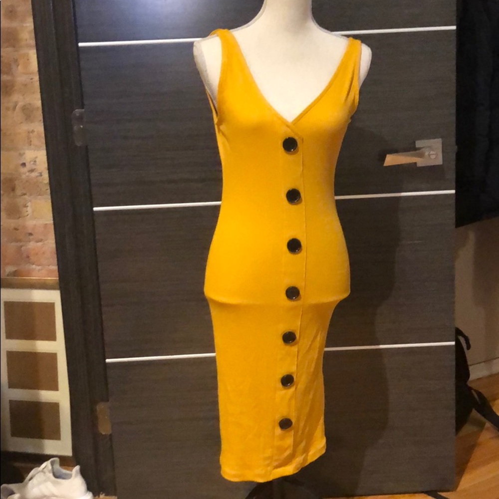 Mustard color forever 21 dress/small
